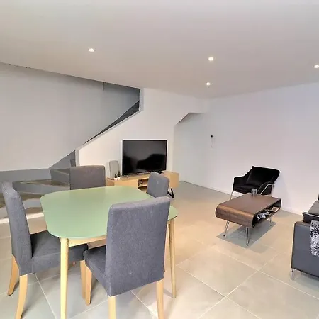 Holiday home Maison Entiere, 2 Chambres Avec Parking Prive Gratuit Lunel (Herault)